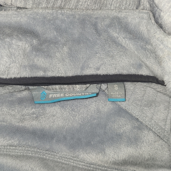 Free Country Women's Soft Shell Jacket - Picture 2 of 5